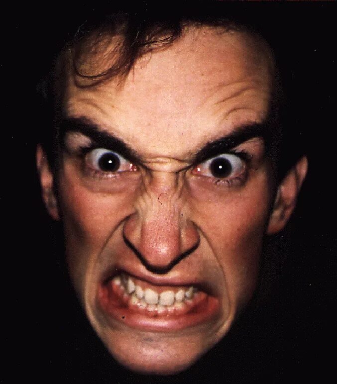 гнев эмоция. орущий человек. негативные эмоции. бешенный чел. злое лицо.