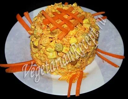 Салат морковь сыр колбаса сухарики