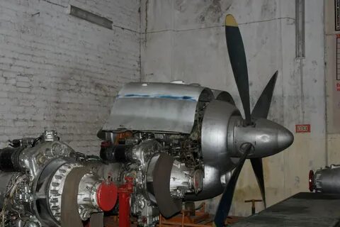 Двигатель самолета и 15