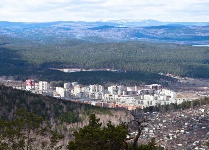 Сайт г миасс. Город Миасс город в золотой долине. Миасс Челябинская область. Миасс Машгородок. Южный Урал Миасс.