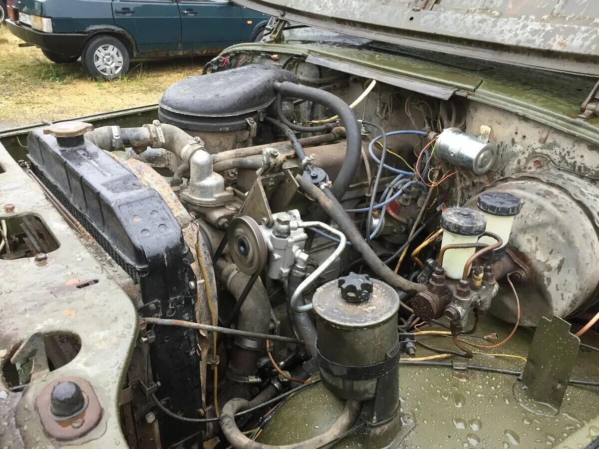 Какие моторы стоят на уаз. Уаз 469 моторный отсек. Двигатель уаз 469. Мотор уаз 469. Двс уаз 469.