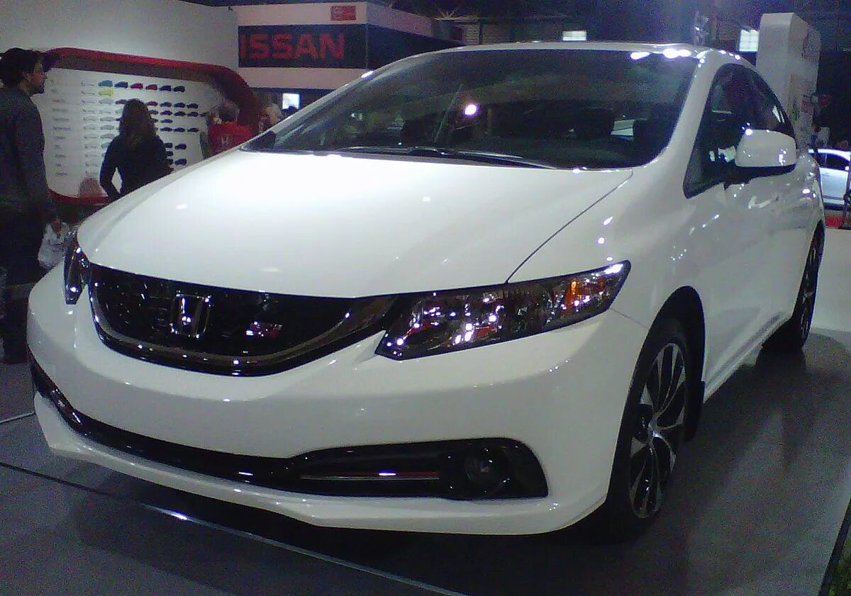 Хонда цивик 2013 год. Хонда цивик 2013 седан. Honda civic 2013 седан. Хонда цивик 2013 год. Honda civic 2013.
