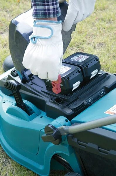 Газонокосилка makita dlm382z. Электрическая газонокосилка makita dlm380z, 620 вт, 38 см. Makita dlm382z аккумуляторная газонокосилка makita dlm382z. Аккумуляторная газонокосилка makita dlm382z. Dlm382z.