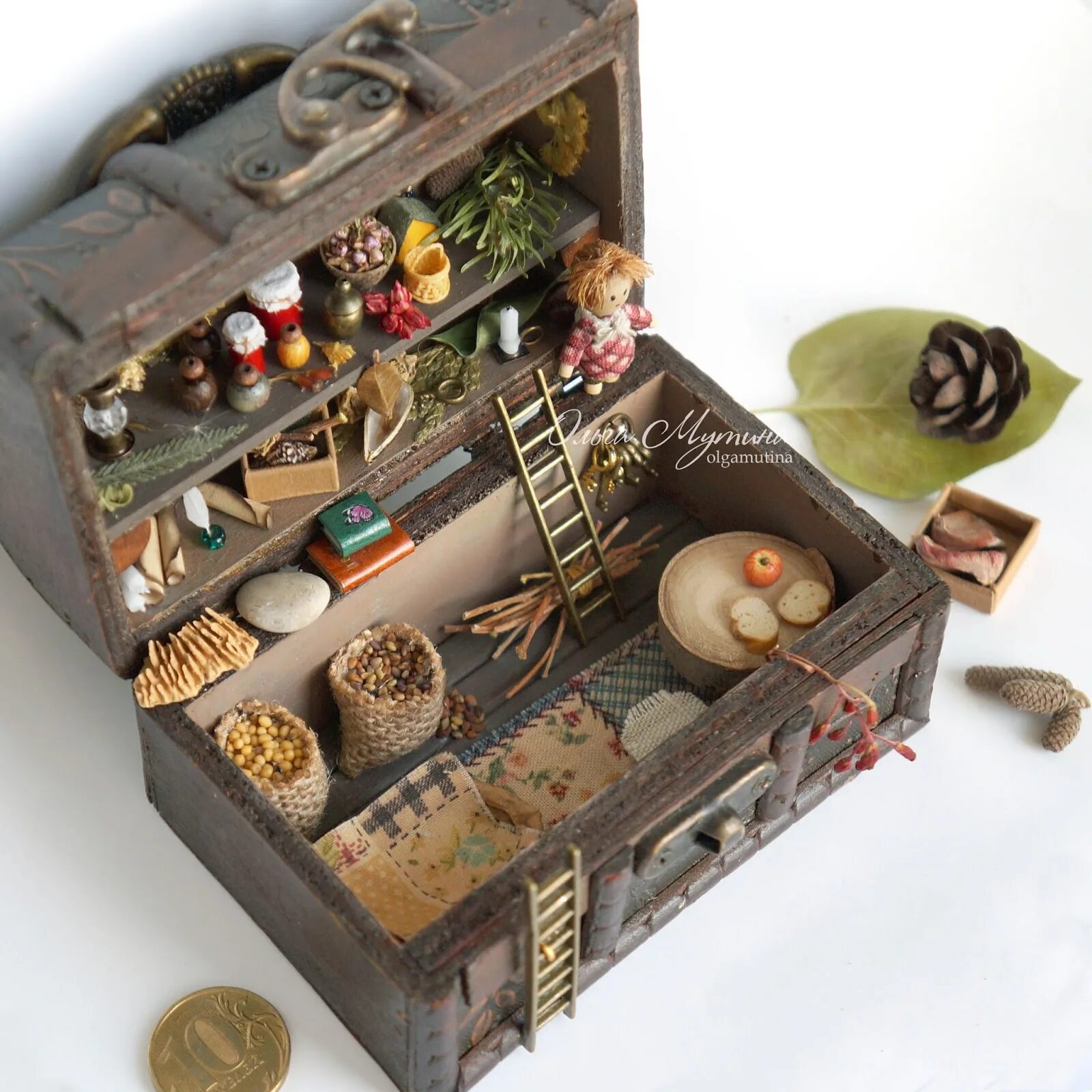 Гардеробная с полками. П-образная гардеробная комната. Кладовки кухни из икеа. Стеллаж в кладовку. Поделка кладовая осени.