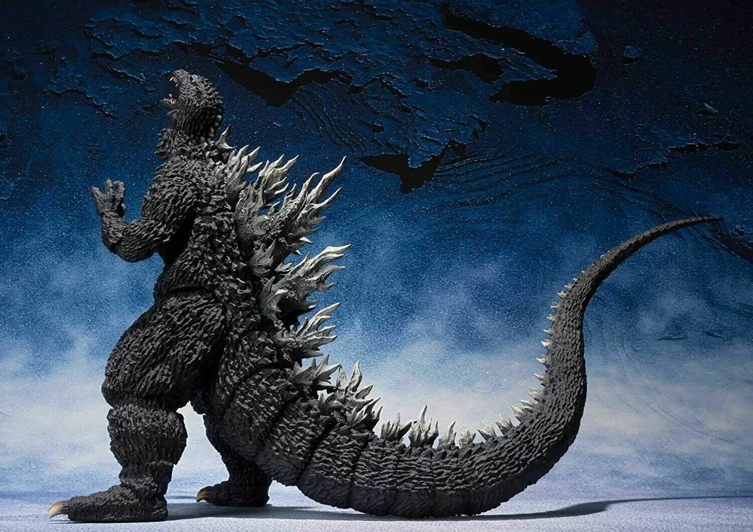 Что такое годзилла. Годзилла 2002 monsterarts. s h monsterarts годзилла. s h monsterarts годзилла 2004. фигурка sh monsterarts godzilla.