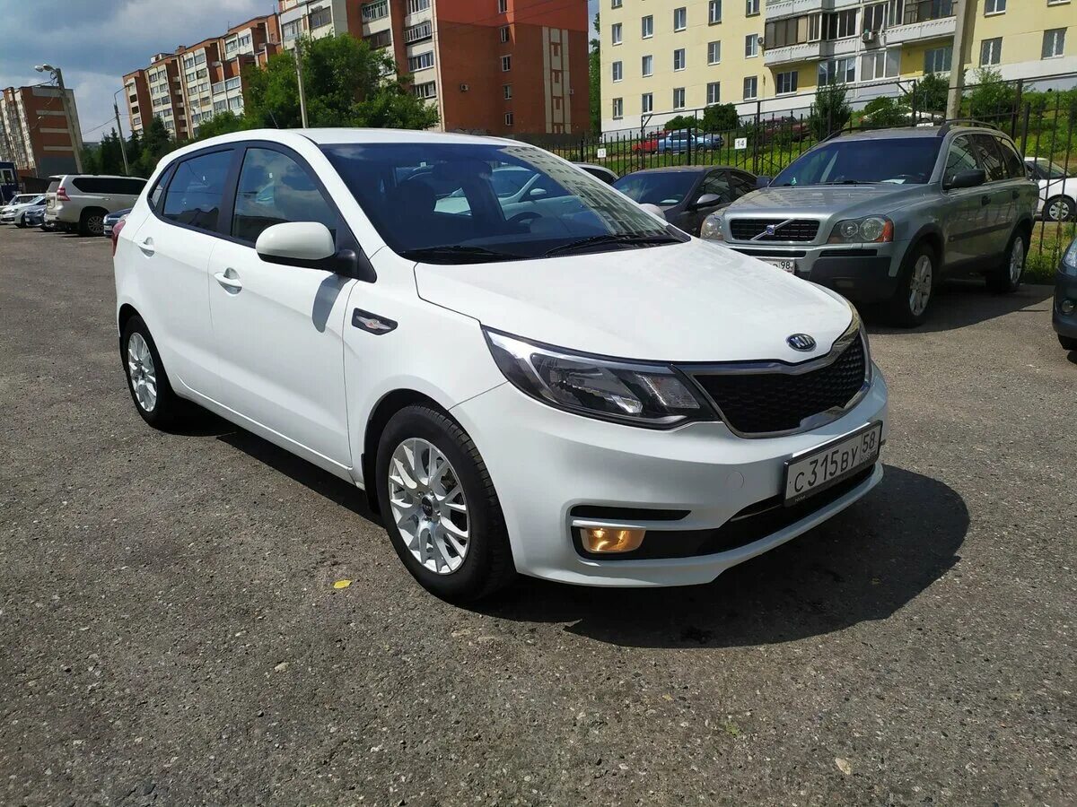 Kia Rio III Рестайлинг 1.4 at 100 л.с белый. Киа Рио Пенза 559. СТО Рио Пенза. Киа Рио цена в Пензе. Купить киа рио в пензе