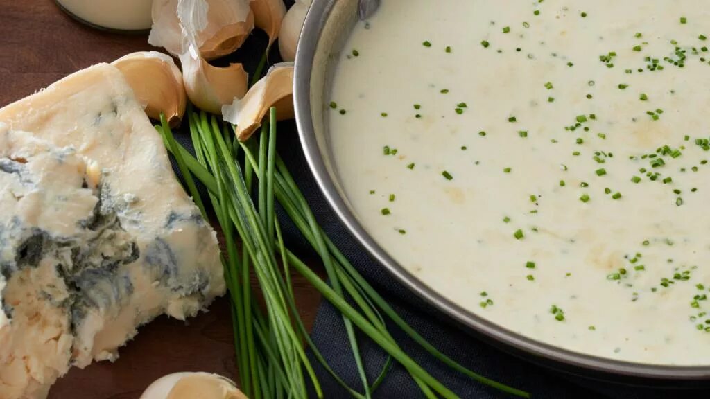 Топ раунд стейк. Кайла блюдо. Майонез соус heinz. Мамалыга фото. Торт с мясом.