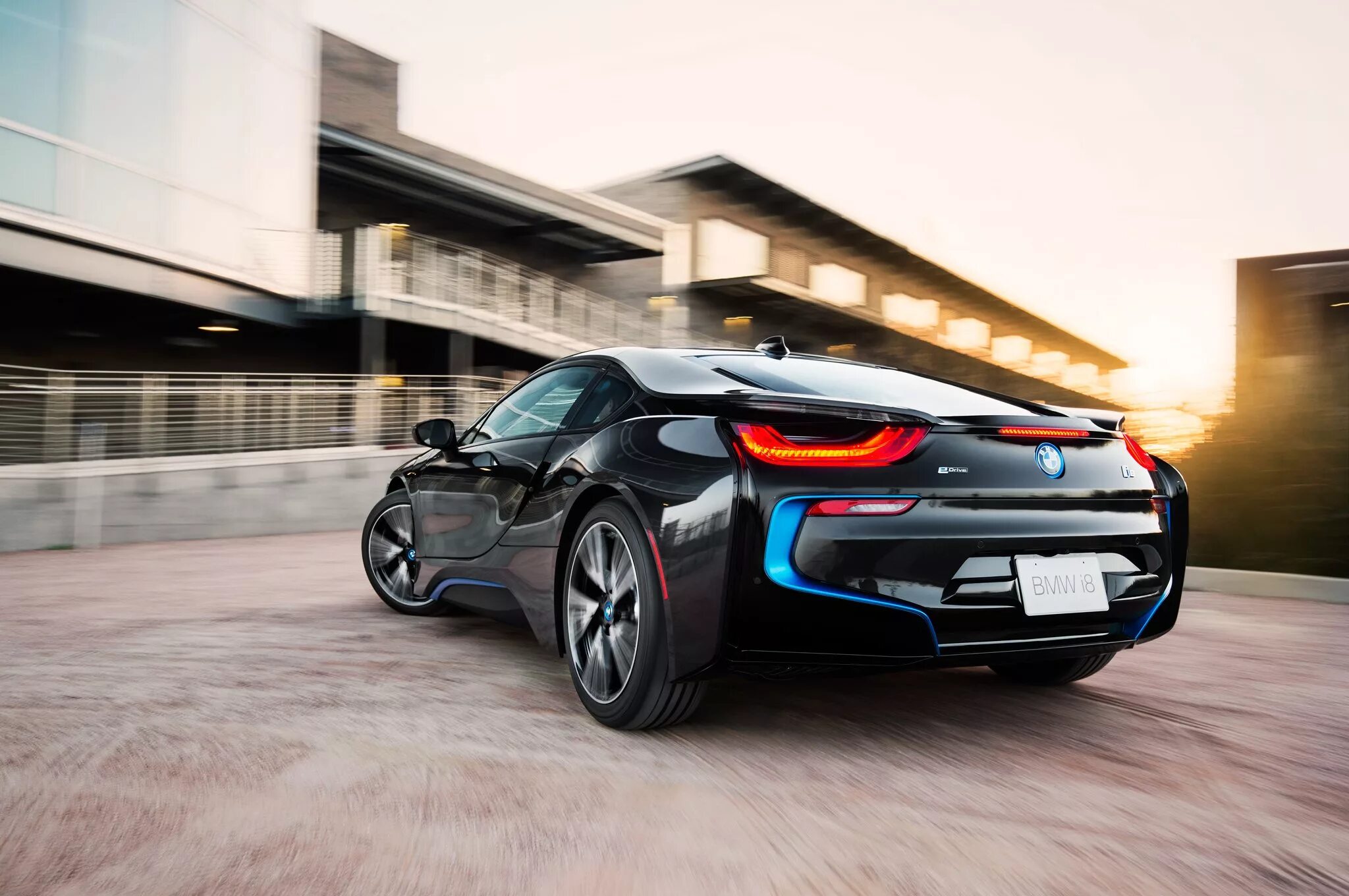 I9 1700. BMW i9. BMW i8 черная. BMW i9 и i8. BMW i9 2016.