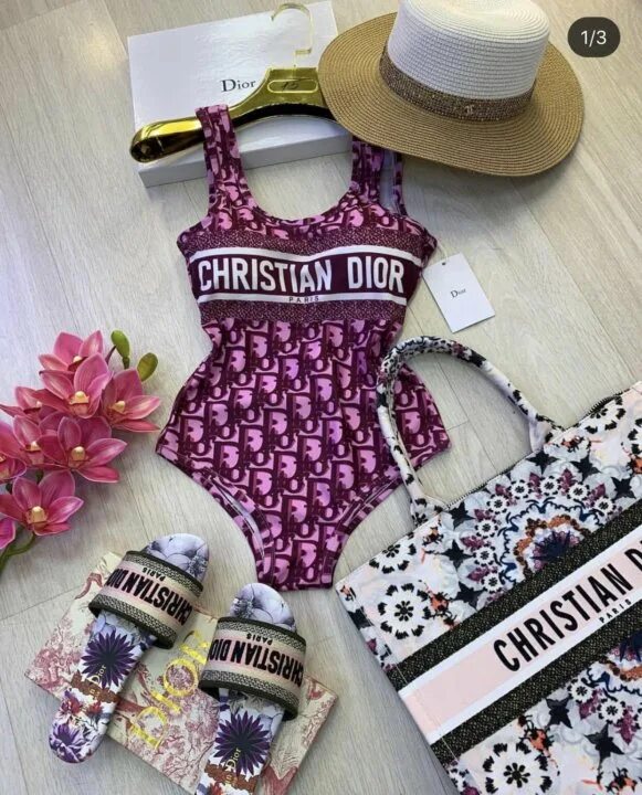 Купальник кристиан диор слитный. Купальник dior слитный. Купальники диор новая коллекция. Боди от диор. Купальник кристиан диор.