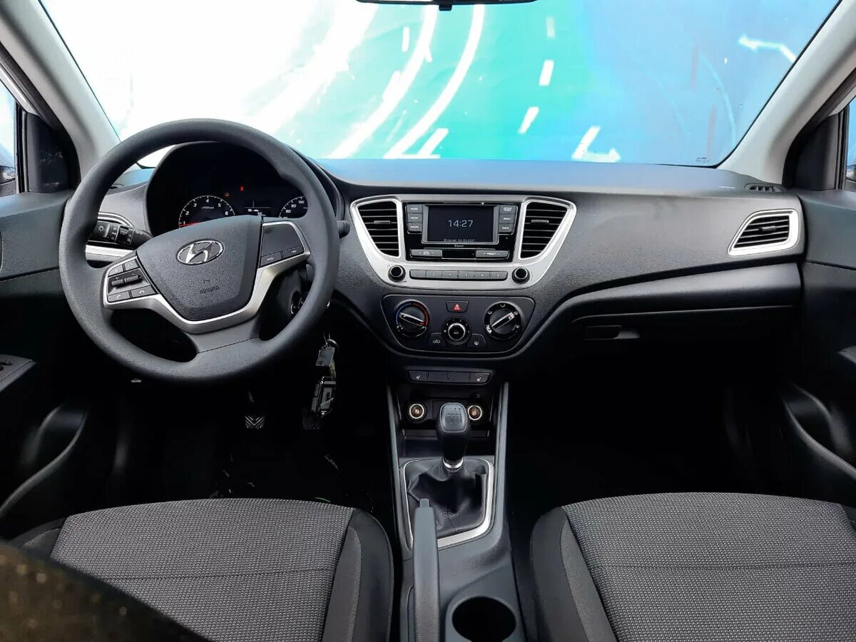 хендай солярис седан 2019. Hyundai solaris ii 2017 салон. Hyundai solaris 2018 комплектации. хендай солярис 2021 актив плюс 1. Hyundai solaris ii 2019 белый.