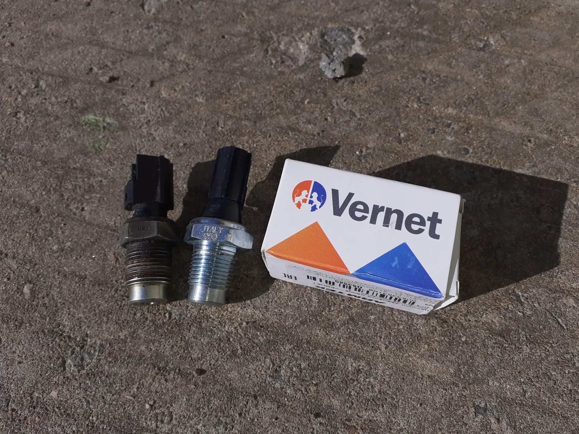 Pb110024 датчик давления воздуха колеса. датчик давления масла мазда 6. датчик давления масла калина. датчик давления масла фольксваген поло 1. 6.