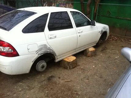На продажу машины ставят