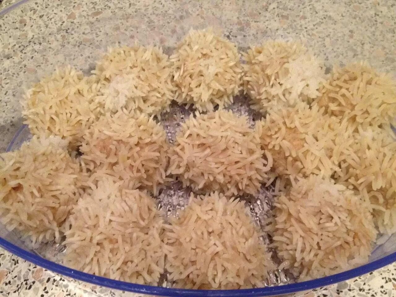 котлеты ежики в духовке. ёжики котлеты бьянка. ёжики из фарша. тефтели полуфабрикаты. ёжики с рисом и фаршем в духовке.