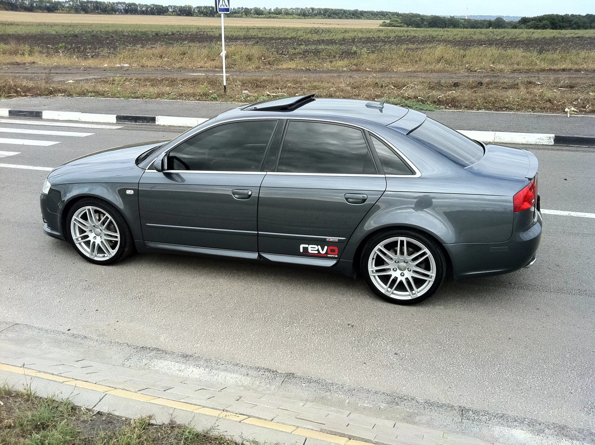 Audi a4 b7 r17. Ауди а4 б7 2.0 турбо кватро. Audi a4 b6 1.8t. Ауди а4 б6 кватро.