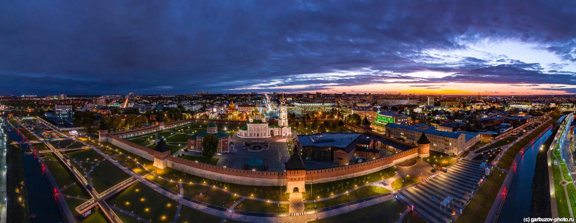 Климат города тула. Тула набережная у Кремля. Тула Кремль панорама. Тульский Кремль Тула.