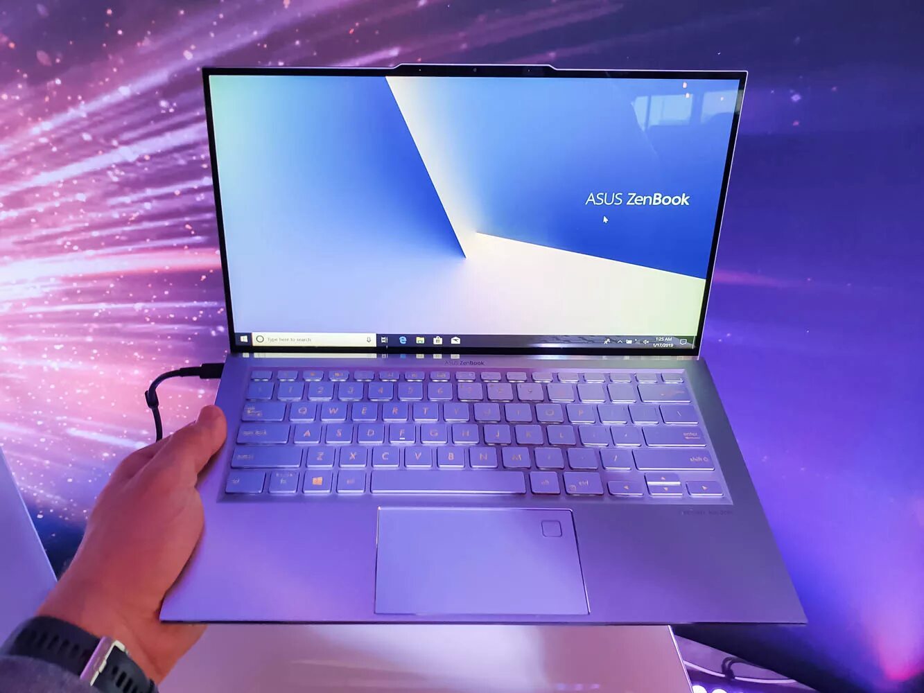 Нова ноут. ASUS ZENBOOK s13. Ноутбук ASUS ZENBOOK 2019. ASUS ZENBOOK 13 2019. ASUS ZENBOOK 2014.