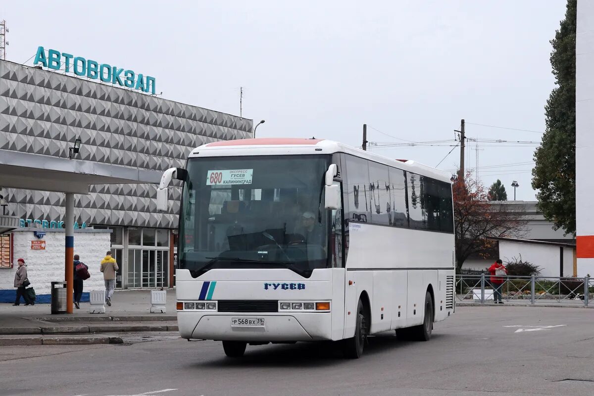 Билеты гусев калининград автобус. Автобус Гусев Калининград 680 э. Автобус 680 э Калининград. Автобус Гусев Калининград 680э маршрут. Автобус 680э Калининград Черняховск.