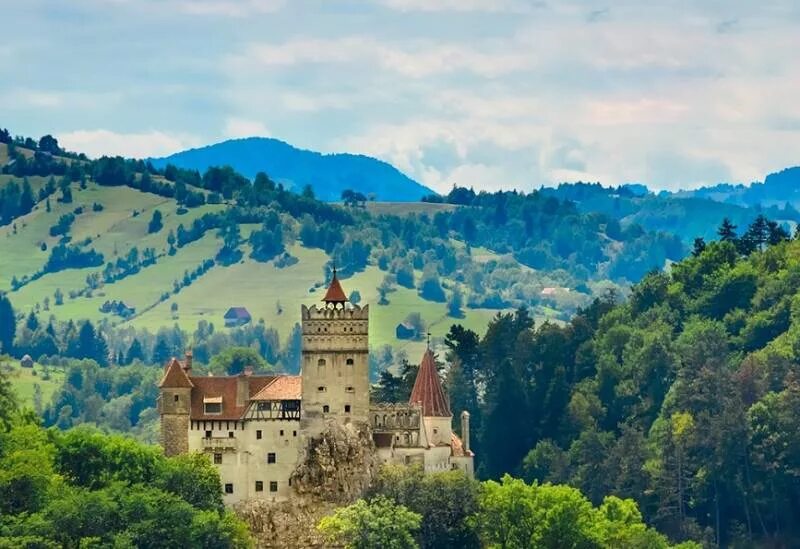 бухарест синая. замок пелеш - карпаты - синая, румыния. замок пелеш архитектура. туры в румынию. замок пелеш трансильвания.