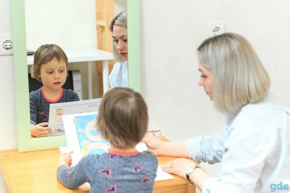 Логопед в саду. Занятия с логопедом в детском саду. Детский логопед белгород. Детский логопед белгород. Белгород логопеда на новой жизни.