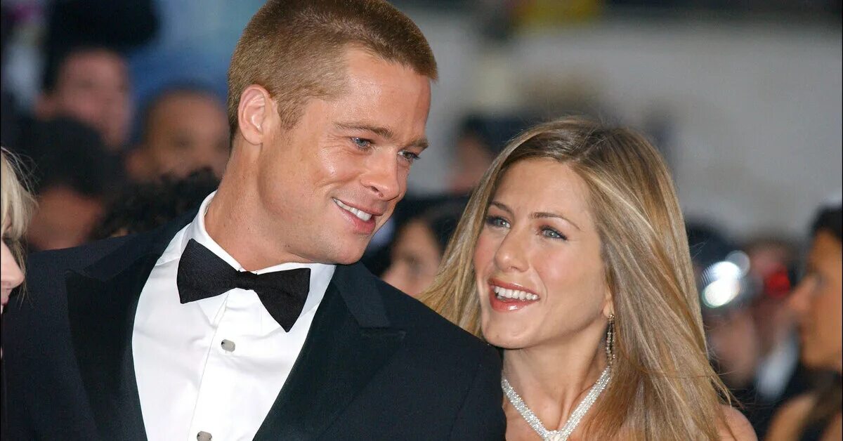Питт имя. Брэд Питт жена. Брэд Питт и Энистон. Brad Pitt Jennifer Aniston 2004.