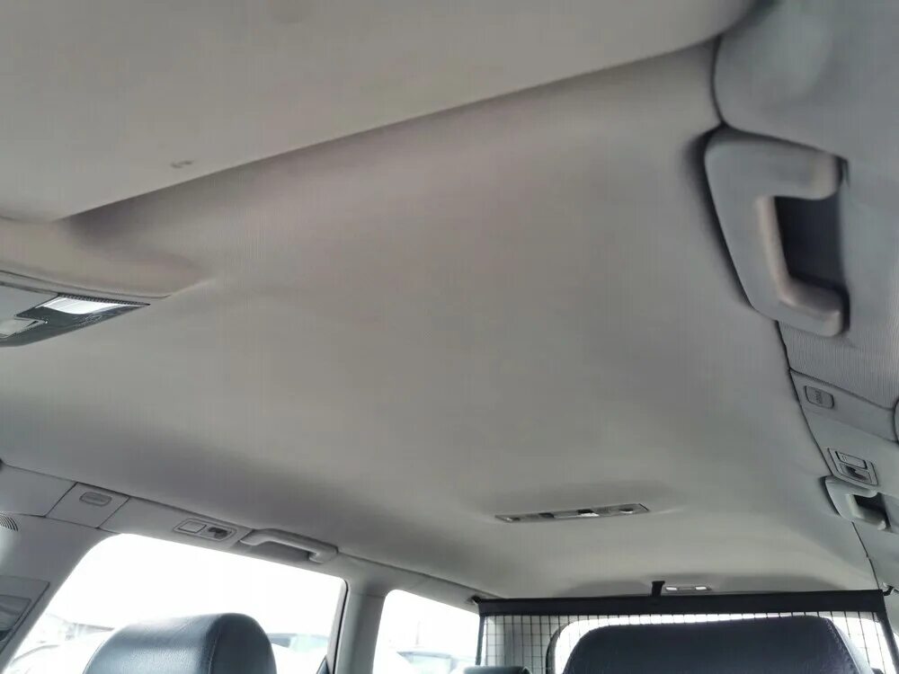 Черный потолок ауди а6 с6 седан. Черный потолок audi a6 c5. Черный потолок ауди а6 с5 авант. Потолок audi a6 c5. Потолок ауди а6 с5 универсал.