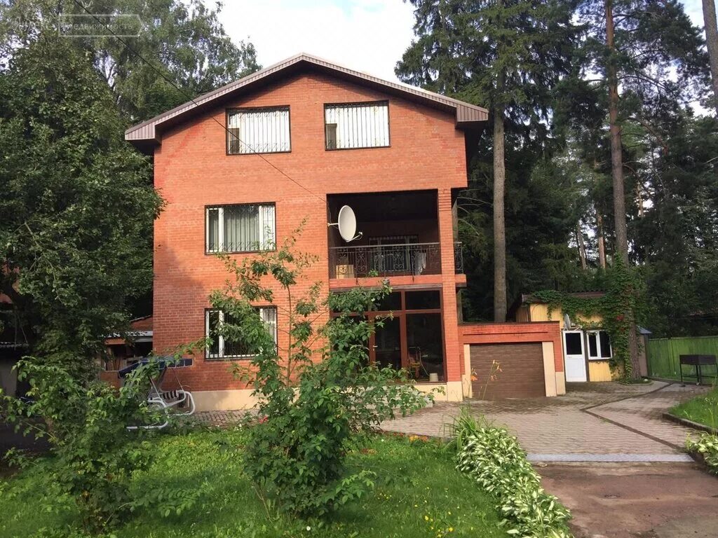 Шоссейная улица малаховки. Малаховка быковское шоссе д 29а. Посёлок малаховка московская область. Рабочий посёлок малаховка. Парк малаховка.