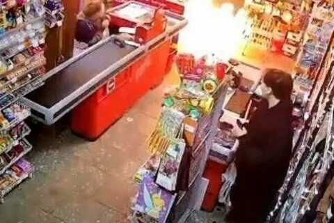 Сгоревший бутик с иконами