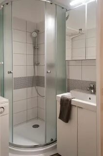 Душевая кабина в санузле фото