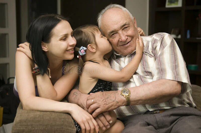 Grandpa daughter. Grand daughter and granddad. Grandpa and granddaughter Play.