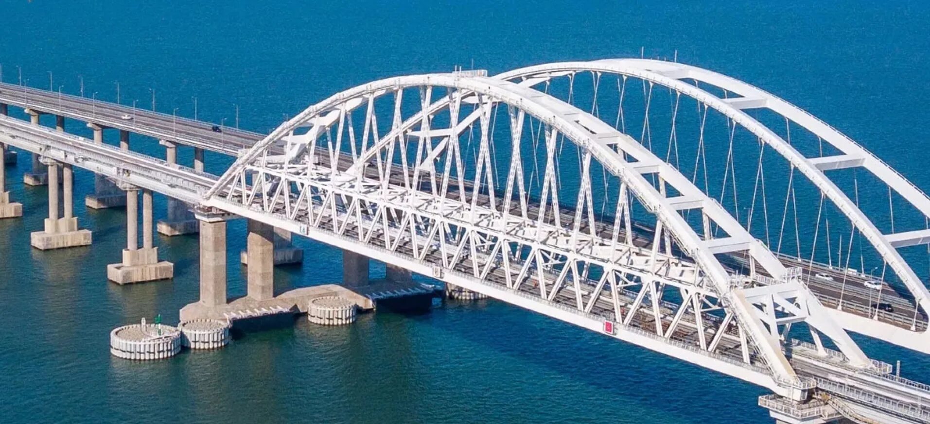 макет крымского моста. крым мост вектор. крымский мост рисунок для детей. крымский мост достопримечательности. крымский мост для детей.