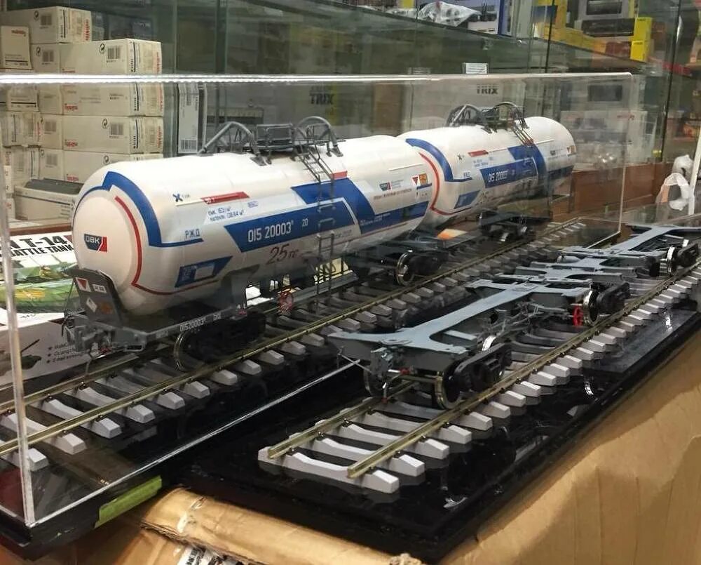 Пассажирский вагон твз. Багажный вагон риц. 4458 вагон твз. Евротрейн/eurotrain 0214. Пассажирские вагоны цмв.