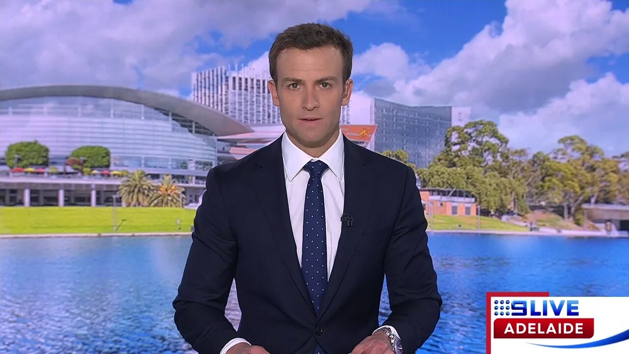 Tv male. 9 News Australia ведущий. Male News presenter. Sky News News Australia. Sky News Телеканалы Великобритании.