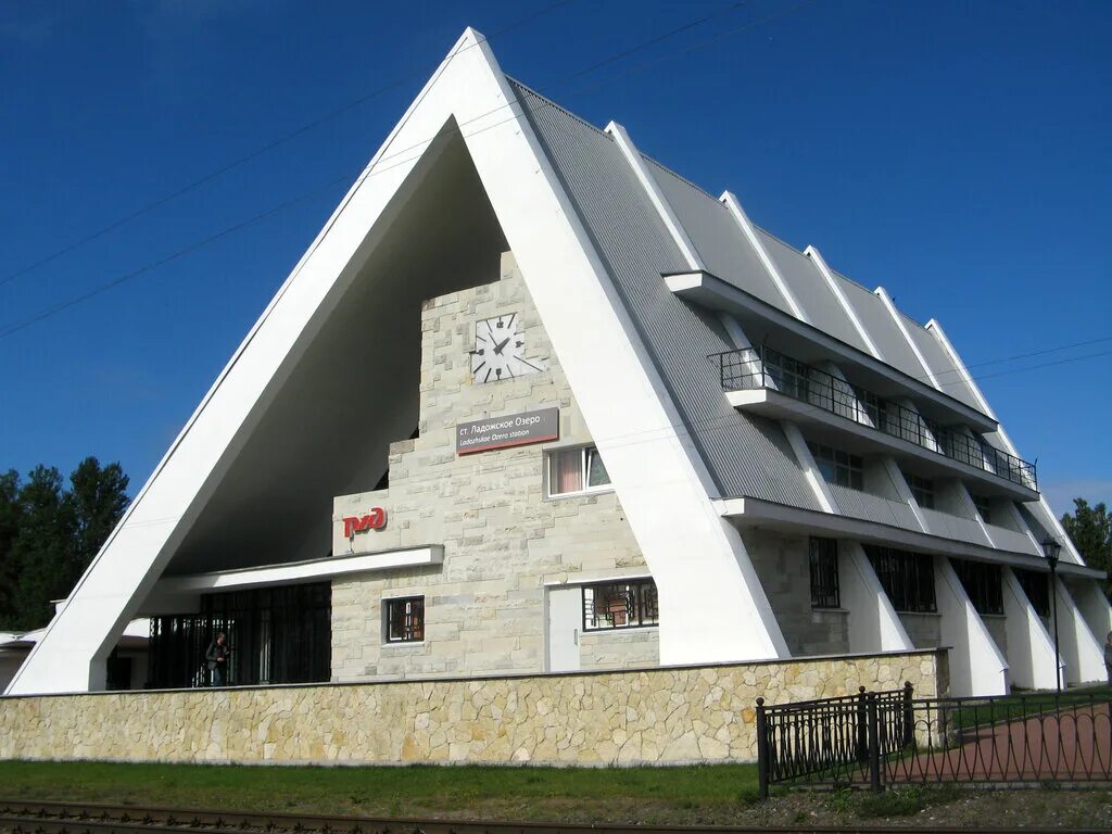станция ладожское озеро. станция ладожское озеро. станция ладожское озеро. станция ладожское озеро в 1950-х годах. вокзал станции ладожское озеро.