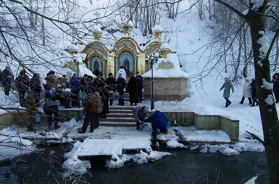 Радонеж вакансии. Село радонеж купель. радонеж крещение. радонеж храм преображения господня купель. купель в радонеже на крещение.