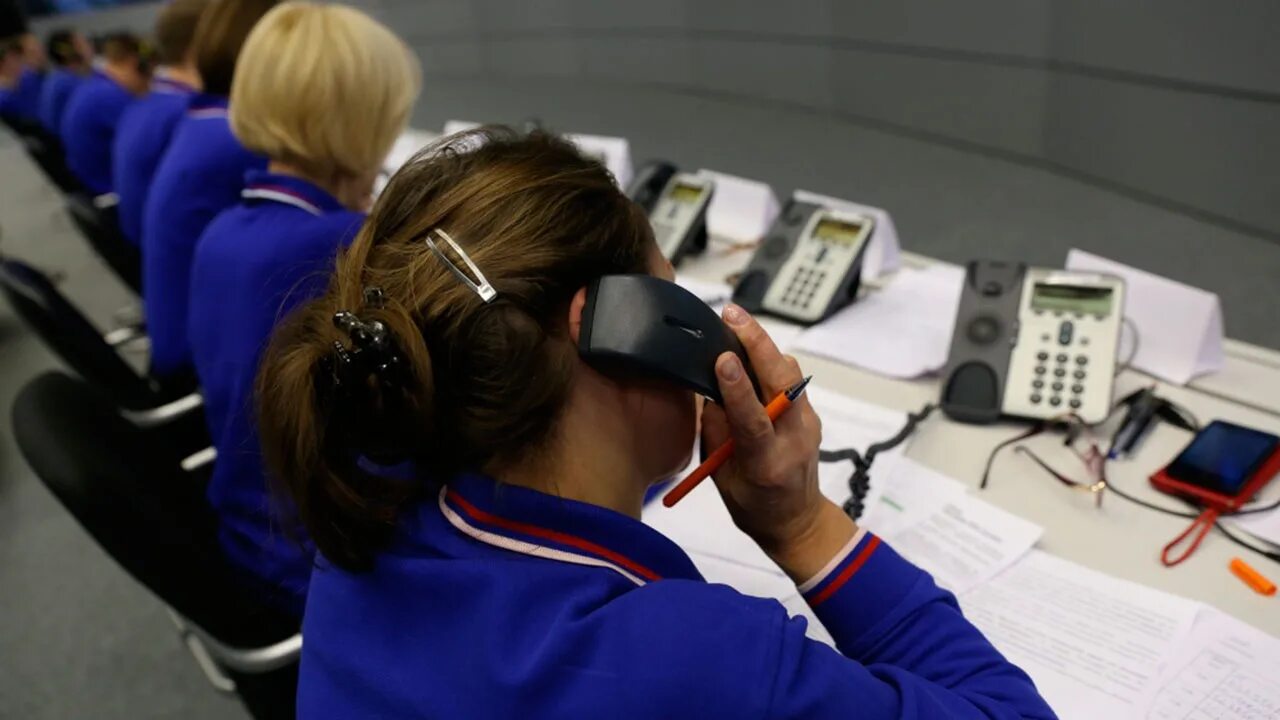 Информирование населения через средства массовой информации. Информирование населения через сми. телефонная линия.