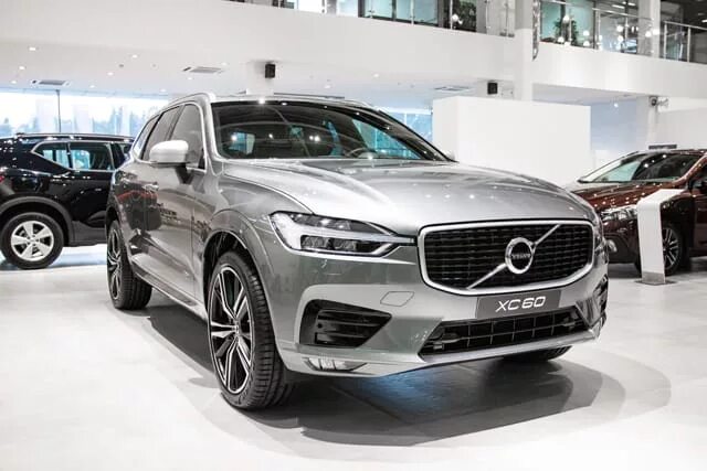 Вольво новая Рига. Мажор Вольво. Lux Major Volvo. Купить вольво у официального дилера