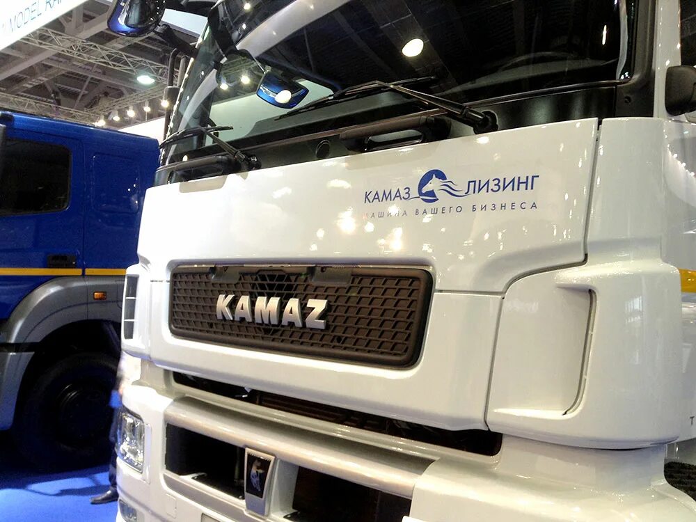 Камаз лизинг. Камаз лизинг салон. Камаз лизинг логотип. Камаз лизинг логотип. Камаз фирма производитель.