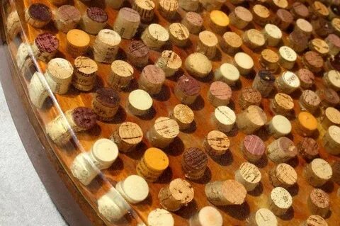 Стол из пробок и эпоксидная смола
