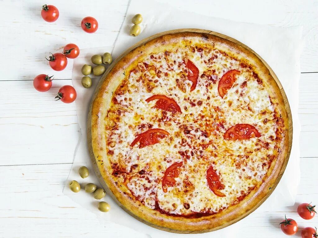 пиццерия 2 планеты белая калитва. пицца маргарита ккал. пицца вегетарианская на белом фоне. рокки бургер белая калитва меню. пицца маргарита калорийность.