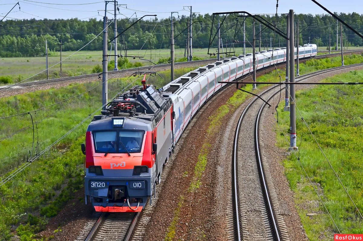 Эп20 электровоз. Эп20 с поездом Стриж. Эп20 001. Электровоз эп20 Стриж.