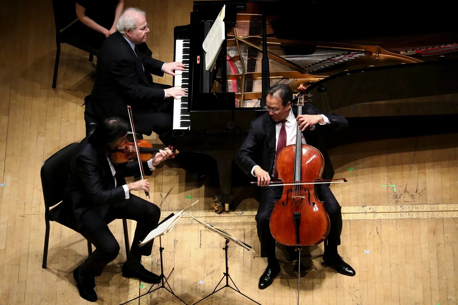 концерт для скрипки и виолончели с оркестром брамса. брамс виолончель оркестр концерты. брамс виолончель оркестр концерты. чайковский концерт для скрипки с оркестром.