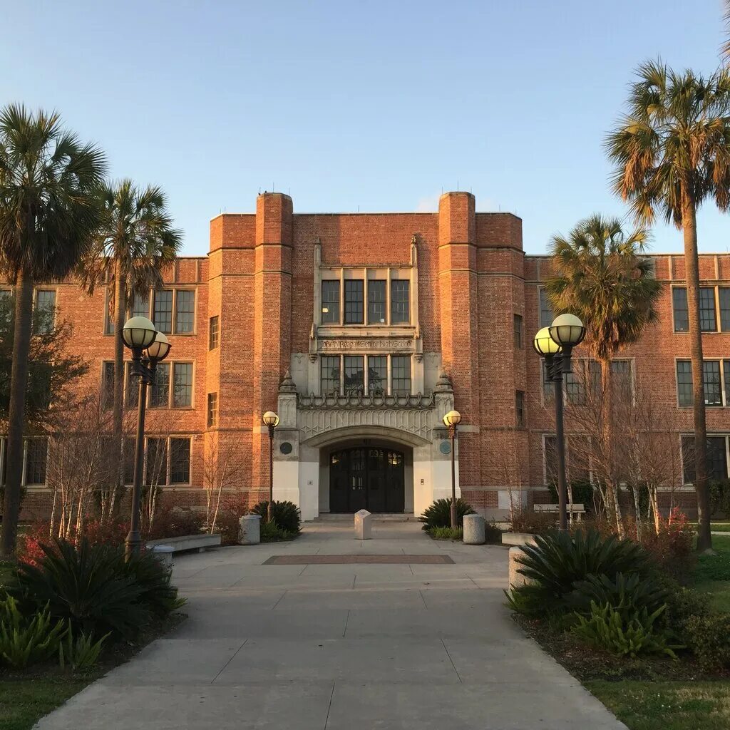 Средняя школа в сша. Штат Техас Пасадена. Хай скул школа в США. Стиль High School 90 США. Хьюстон школы.