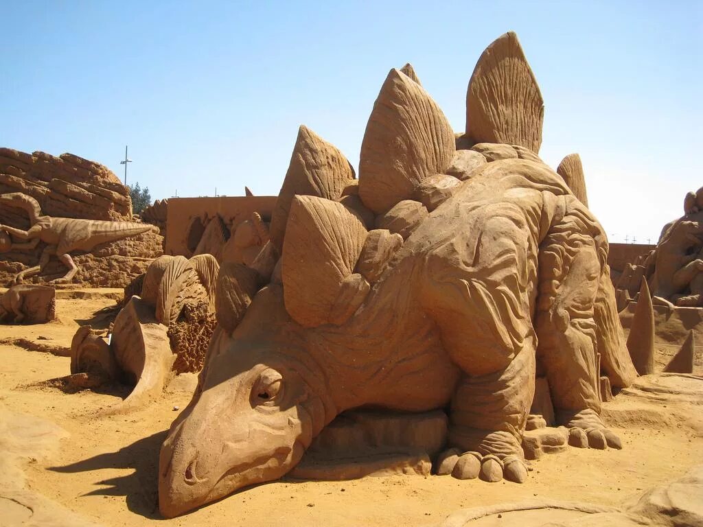 Фестиваль фигур из песка — sand sculpture festival. Песочные скульптуры. Фестиваль песочных скульптур. Фестиваль песочных скульптур. Фестиваль песочных скульптур.