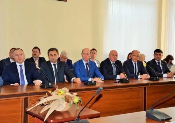 Депутаты Курской областной Думы утвердили сводный перечень из 1129 наказов избир