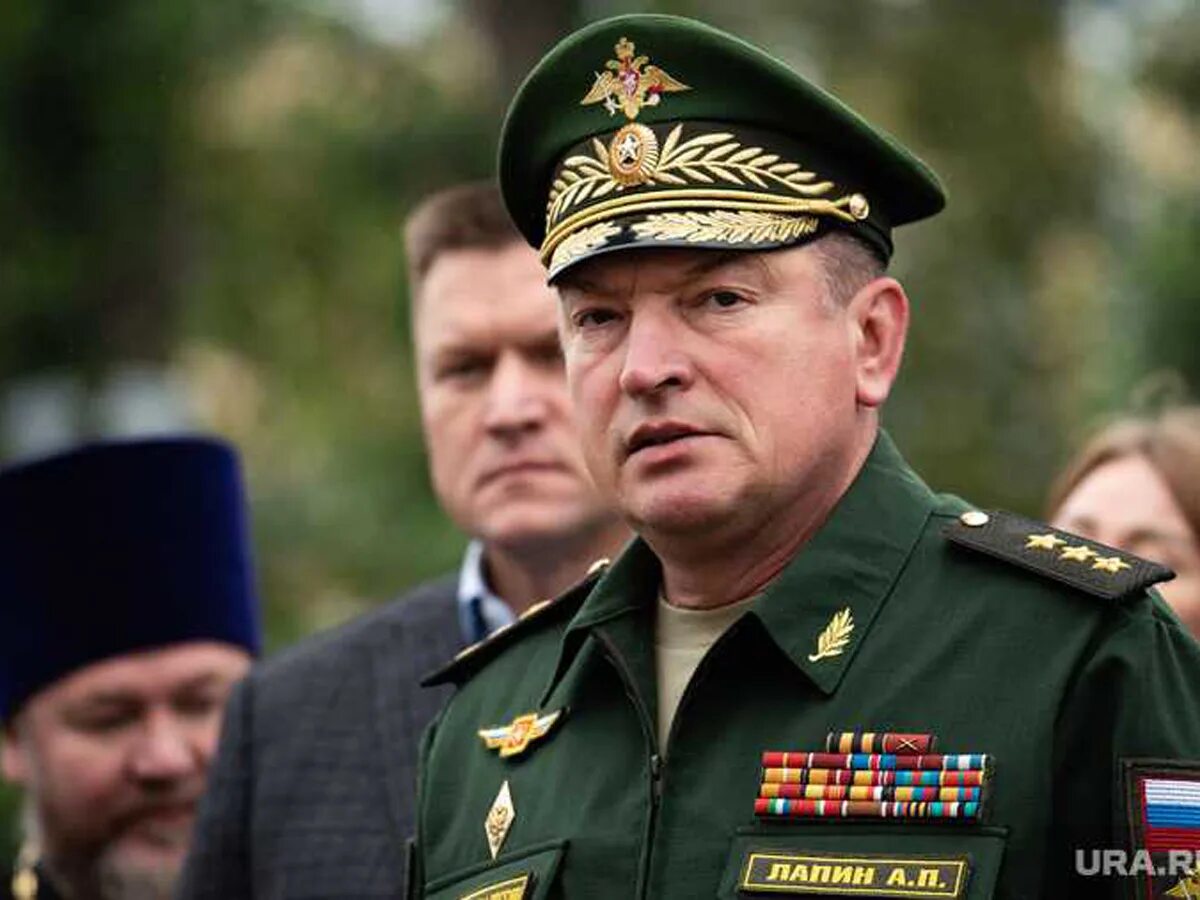 Командующий вооруженных сил. Лапин александр павлович. лапин александр павлович генерал полковник. лапин командующий цво.
