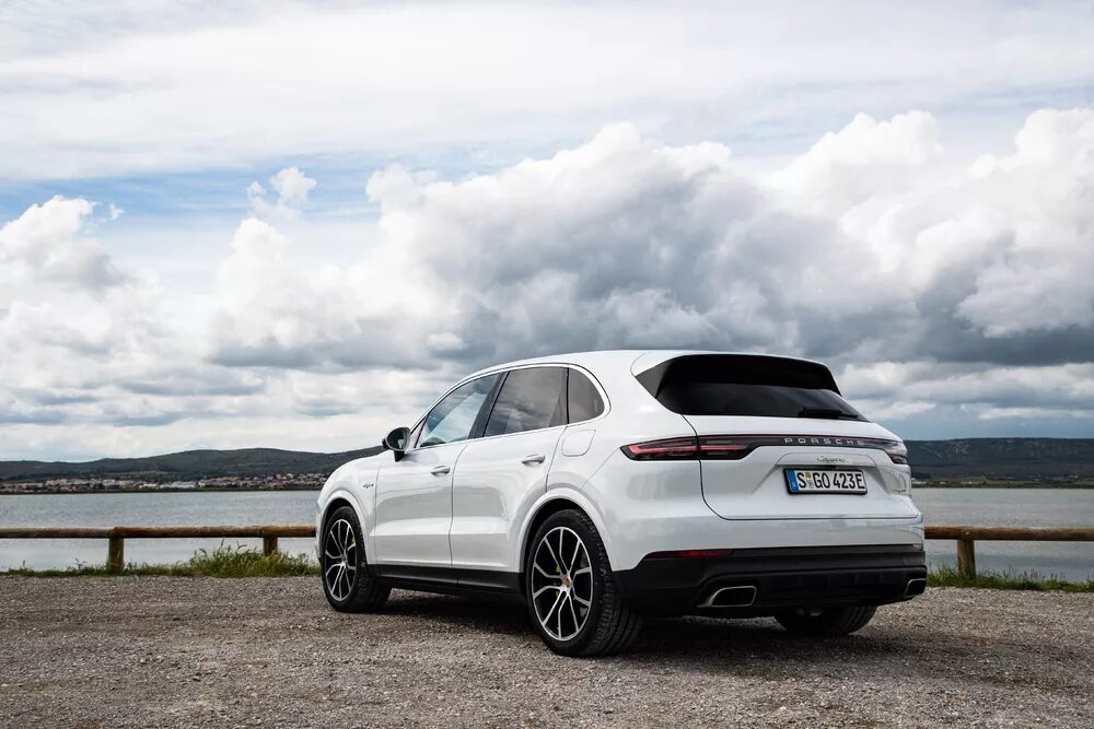 Порше Кайен 2019. Порше Кайен 2019 белый. Porsche Cayenne e3. Porsche Cayenne III, 2019 белый. Cayenne e hybrid