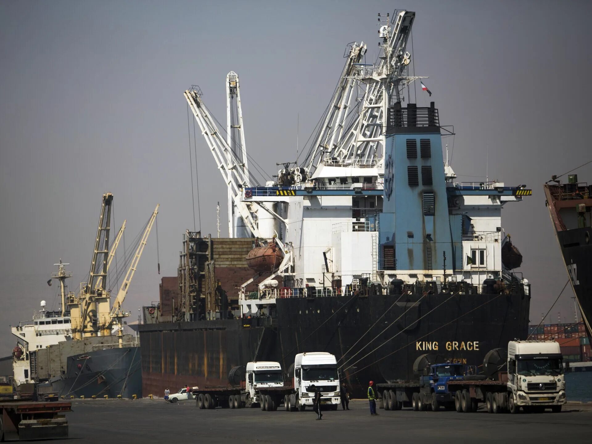 Its a ship. Карта корабль днд 5. Holland america line. Балеария паромы. Палуба корабля пиратов.