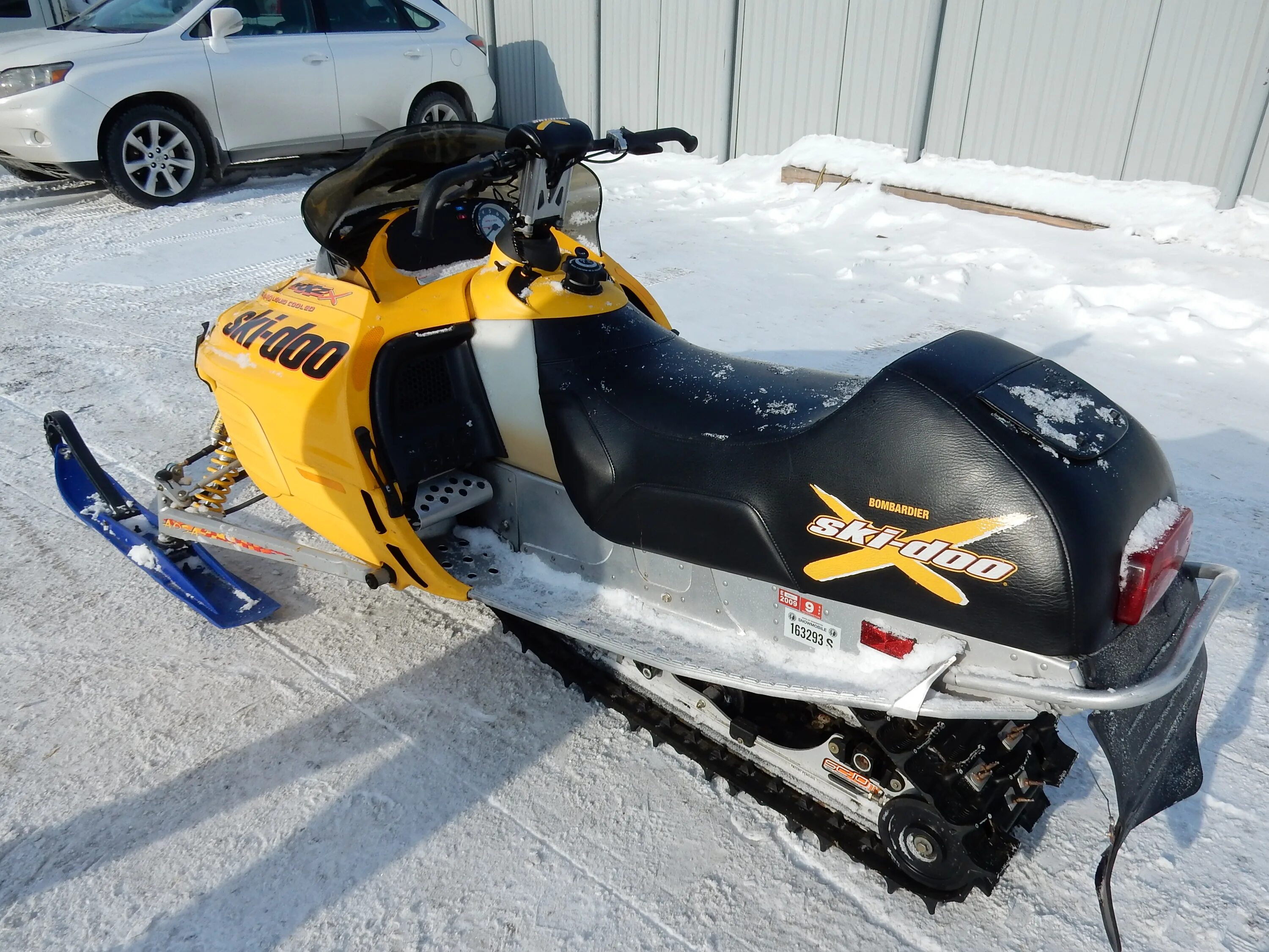 Снегоход из японии б у. Ski Doo 440 снегоход. Снегоход Скай Ду 600. Снегоход 800 Скай Ду саммит 2008. Скай Ду 440 снегоход.