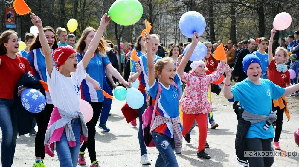 избегать массовых мероприятий. массовые мероприятия. спортивные мероприятия. массовые мероприятия. массовые культурные мероприятия.