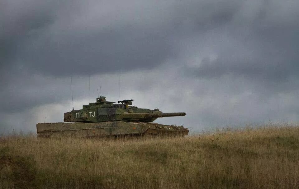 Strv 122b. Шведский Leopard Strv.122. Шведский танк Strv 122. Strv 122b plss ПМЗ.